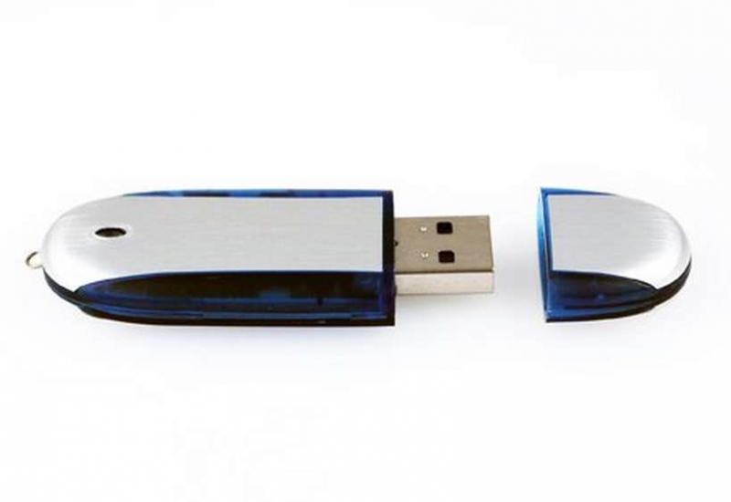 USB nhựa 06c