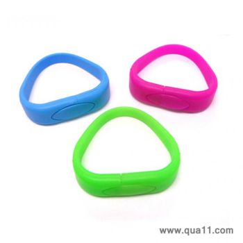 Quà tặng vòng tay usb 02